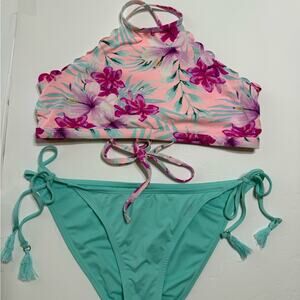 Ardene Floral Halter Tankini Swimsuit Bikini Set S/M